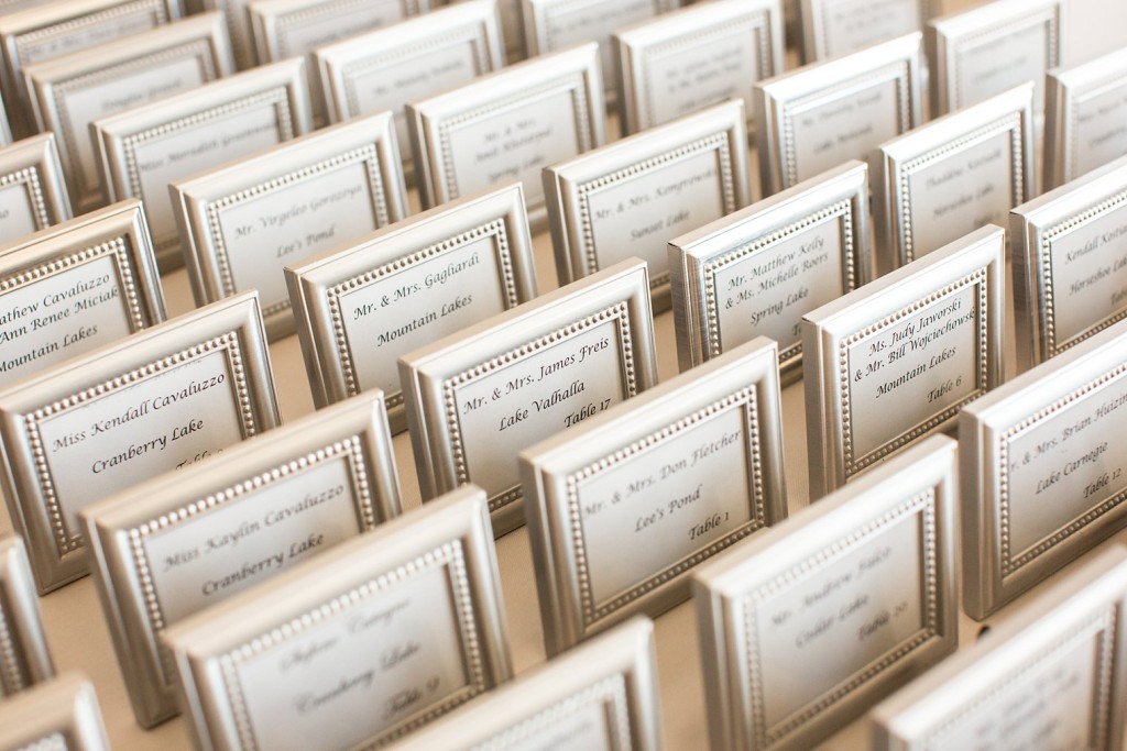 20 Wedding Escort Card Ideas Tips For Brides