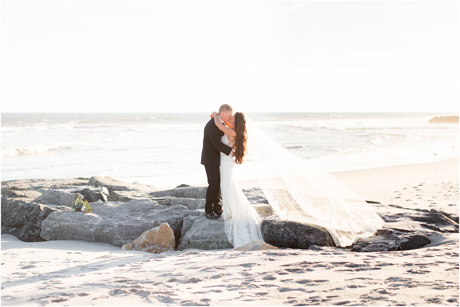 Bridgeview Yacht Club wedding photos by Idalia Photography