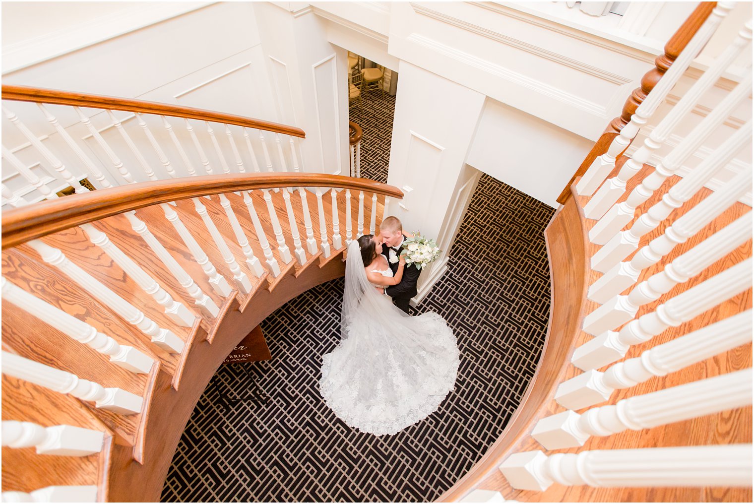 wedding portraits at Bridgeview Yacht Club with Idalia Photography