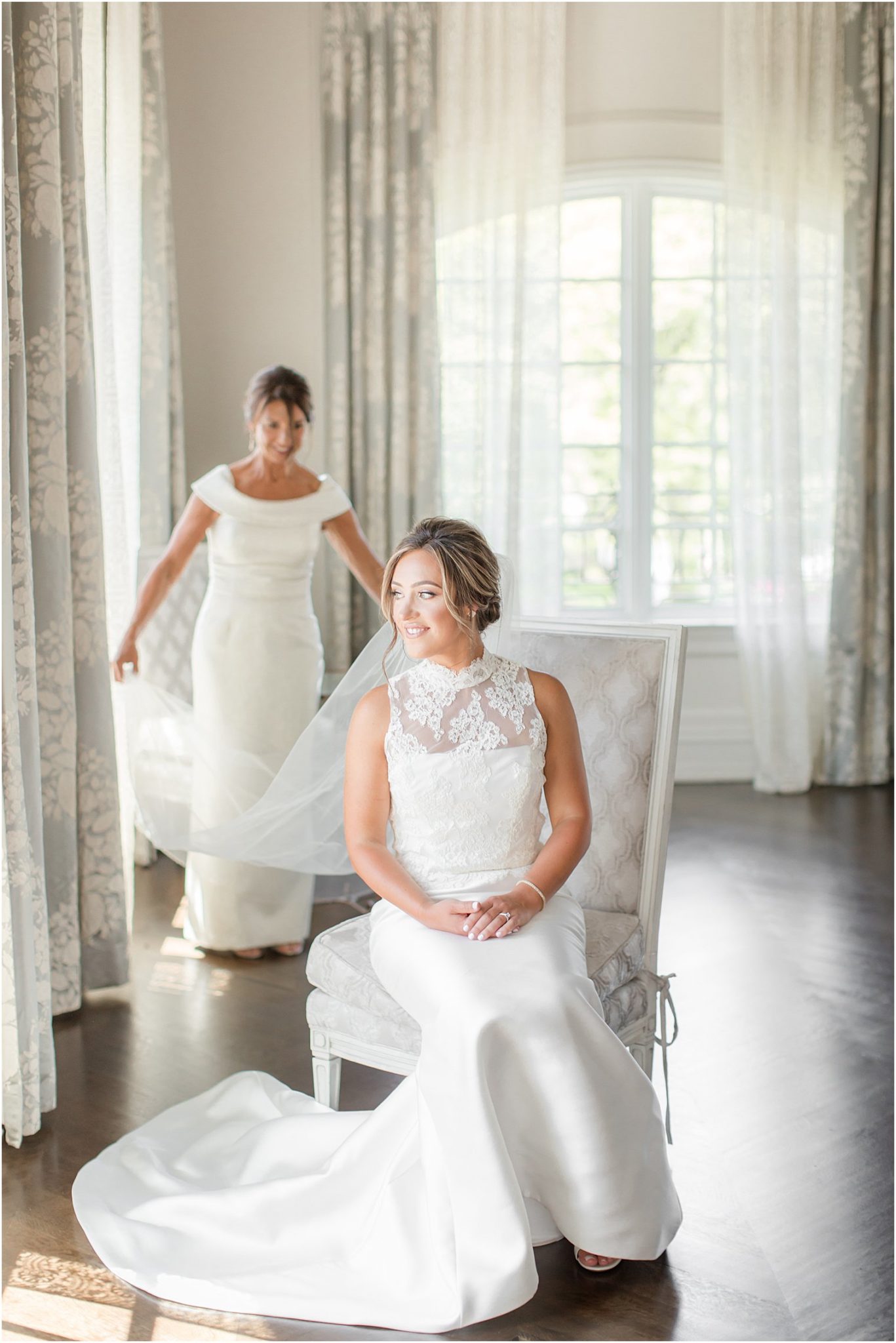 A Guide To Mother Of The Bride Duties Wedding Planning Tips