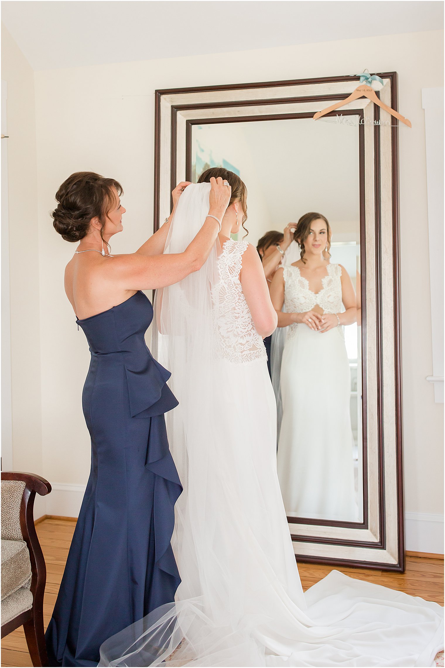 A Guide to Mother-of-The-Bride Duties