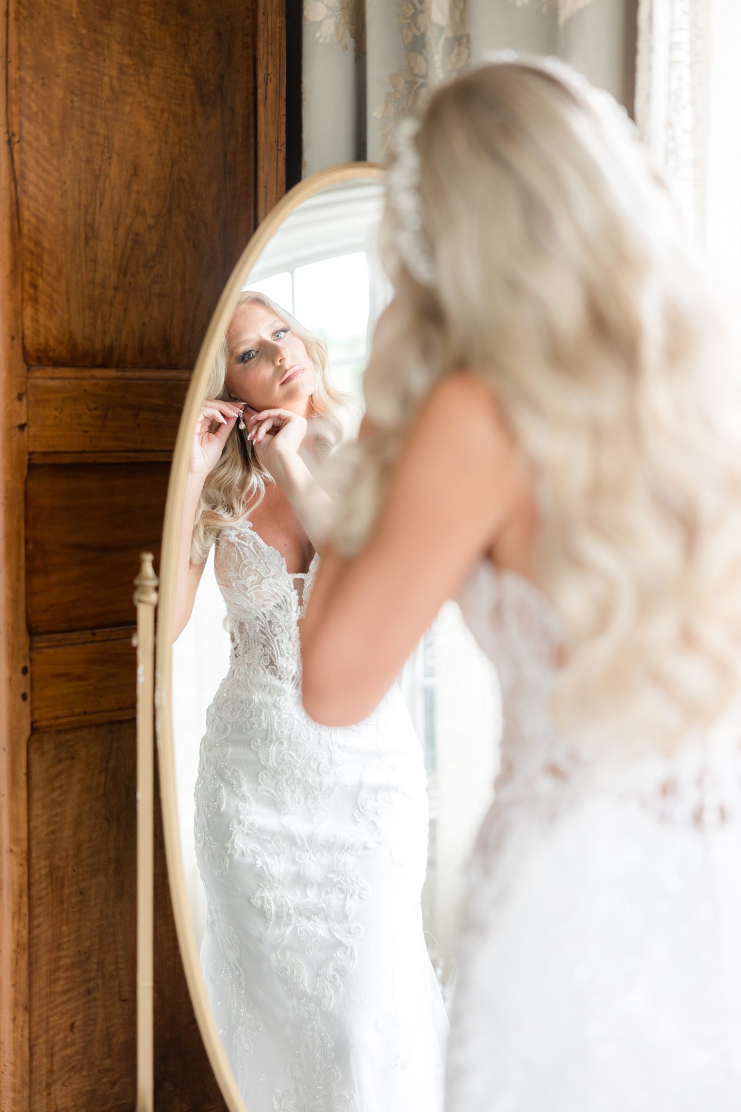 bride getting ready 