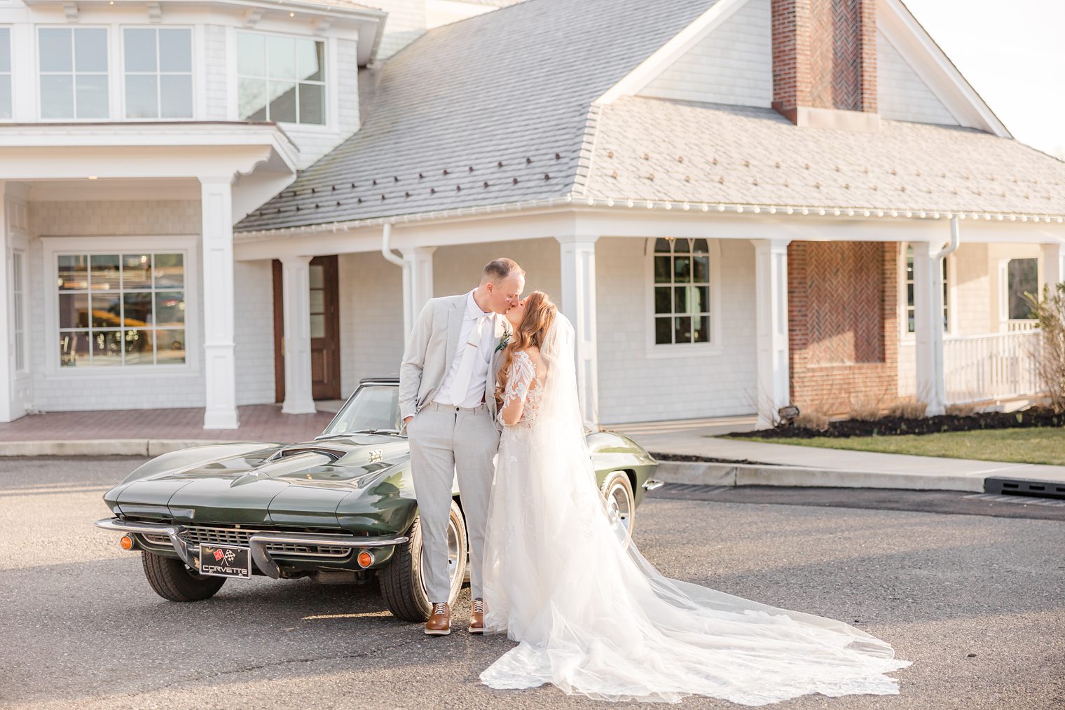 husband and wife kissing 