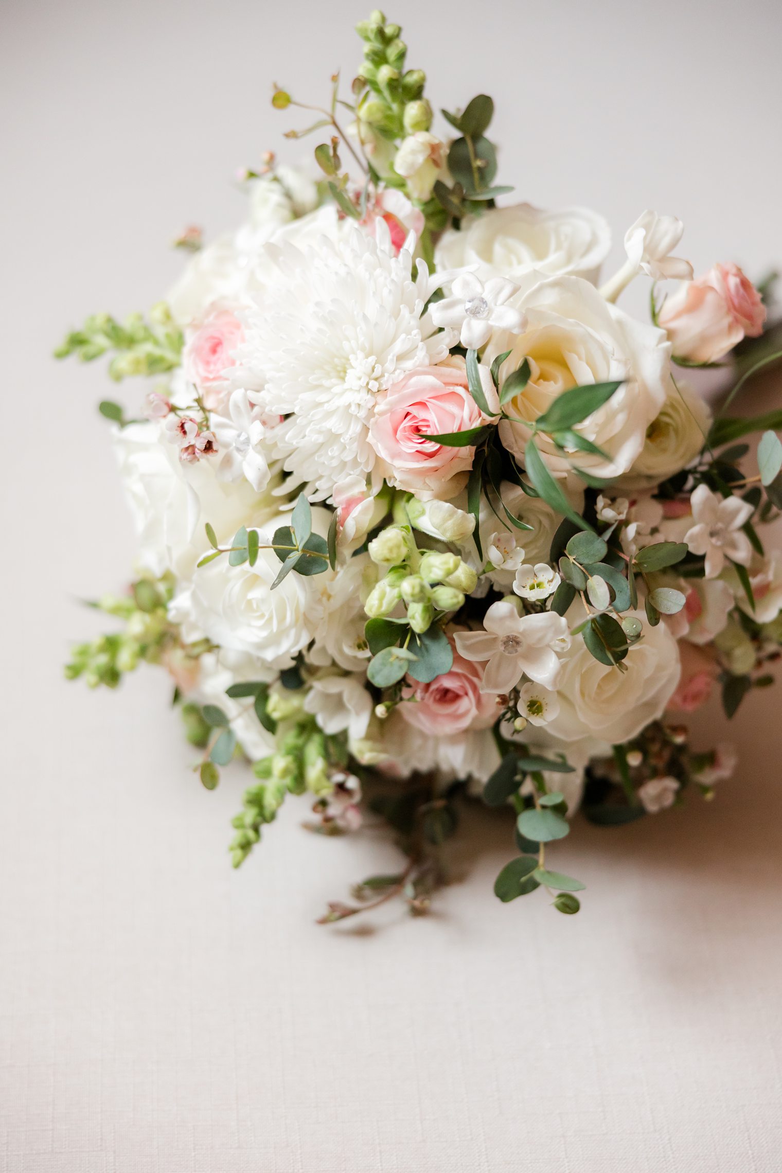 bride details while getting ready