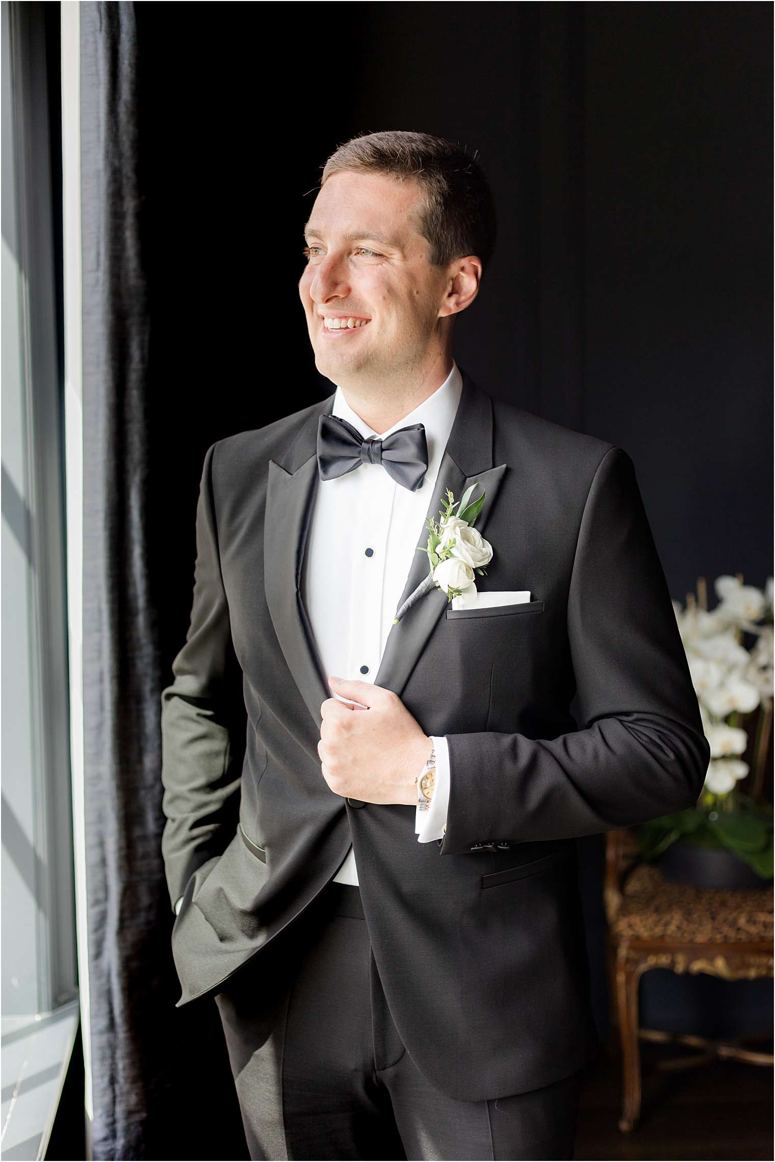 groom portrait