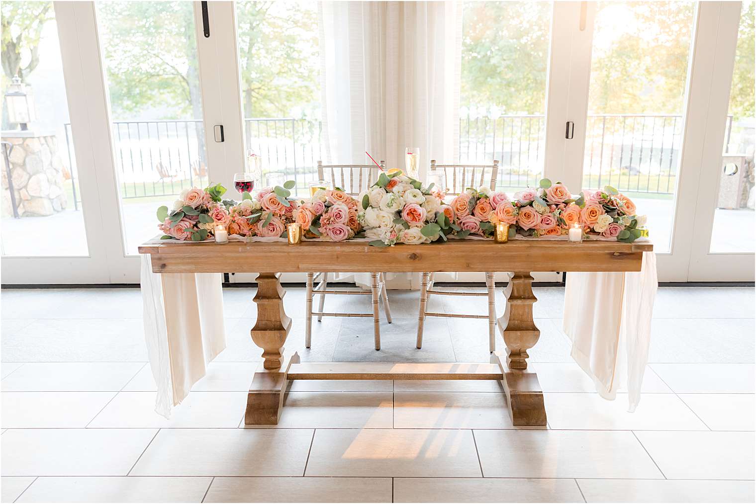 sweetheart table