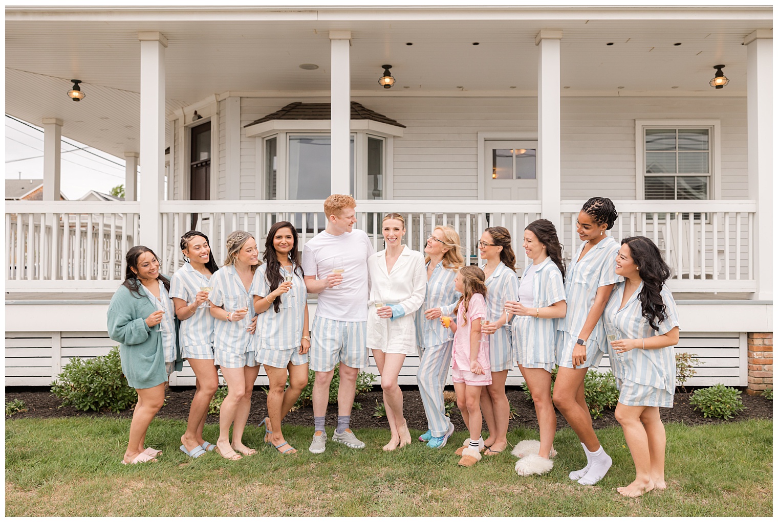 bride with her bridesmaids