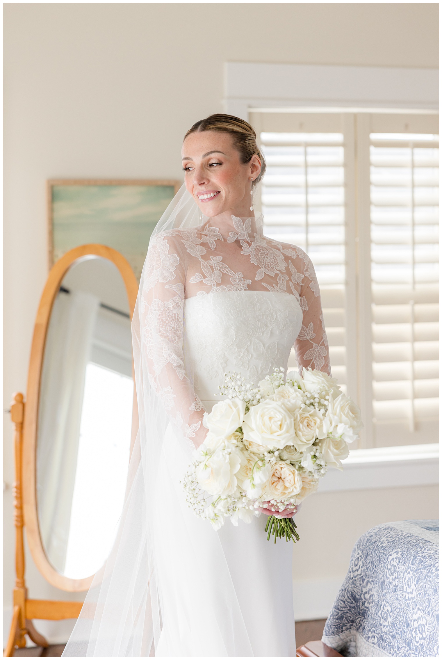 beautiful bride with her wedding bouquet