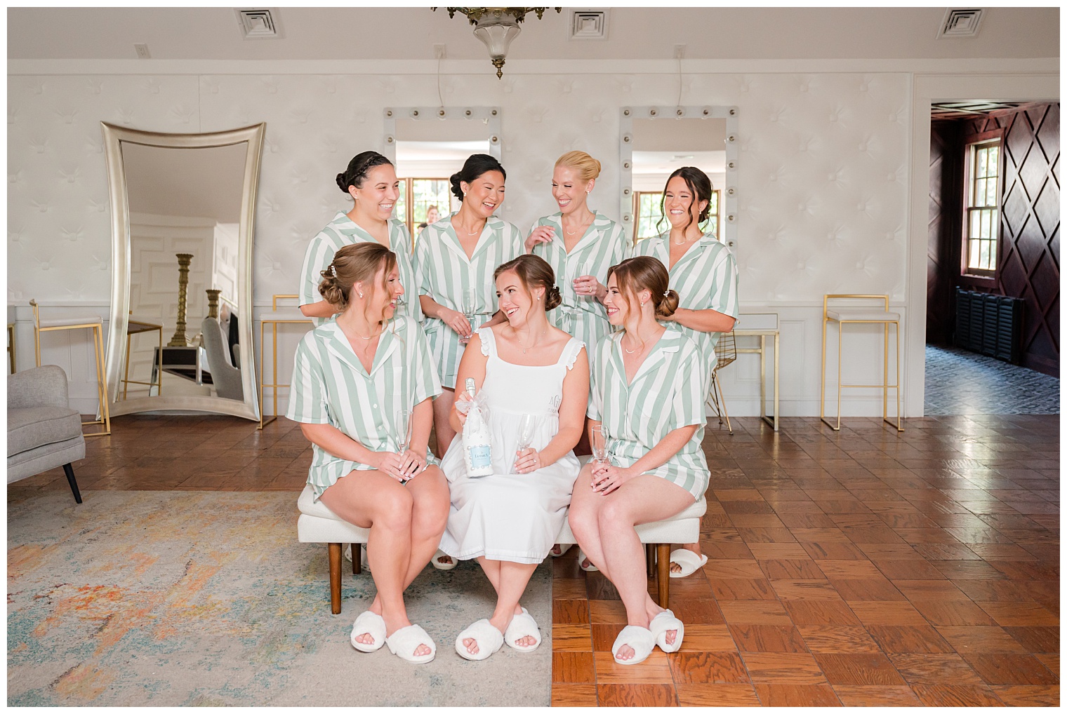 bride with her bridesmaids