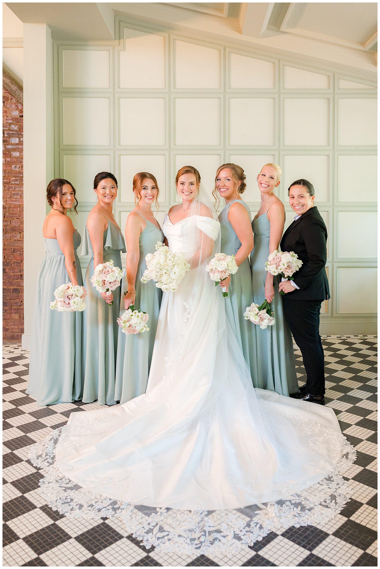 bride with her bridesmaids