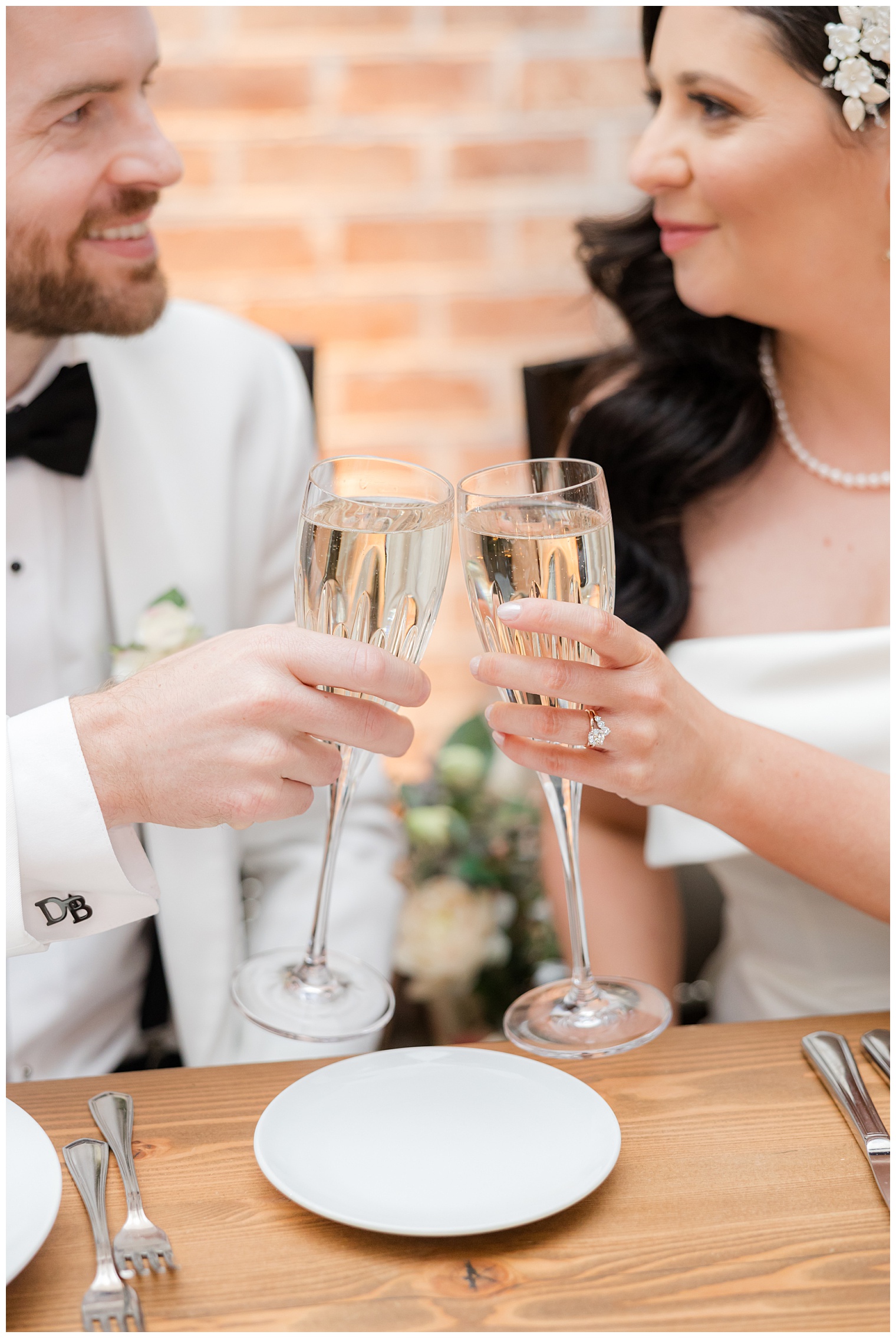 husband and wife at the sweetheart table