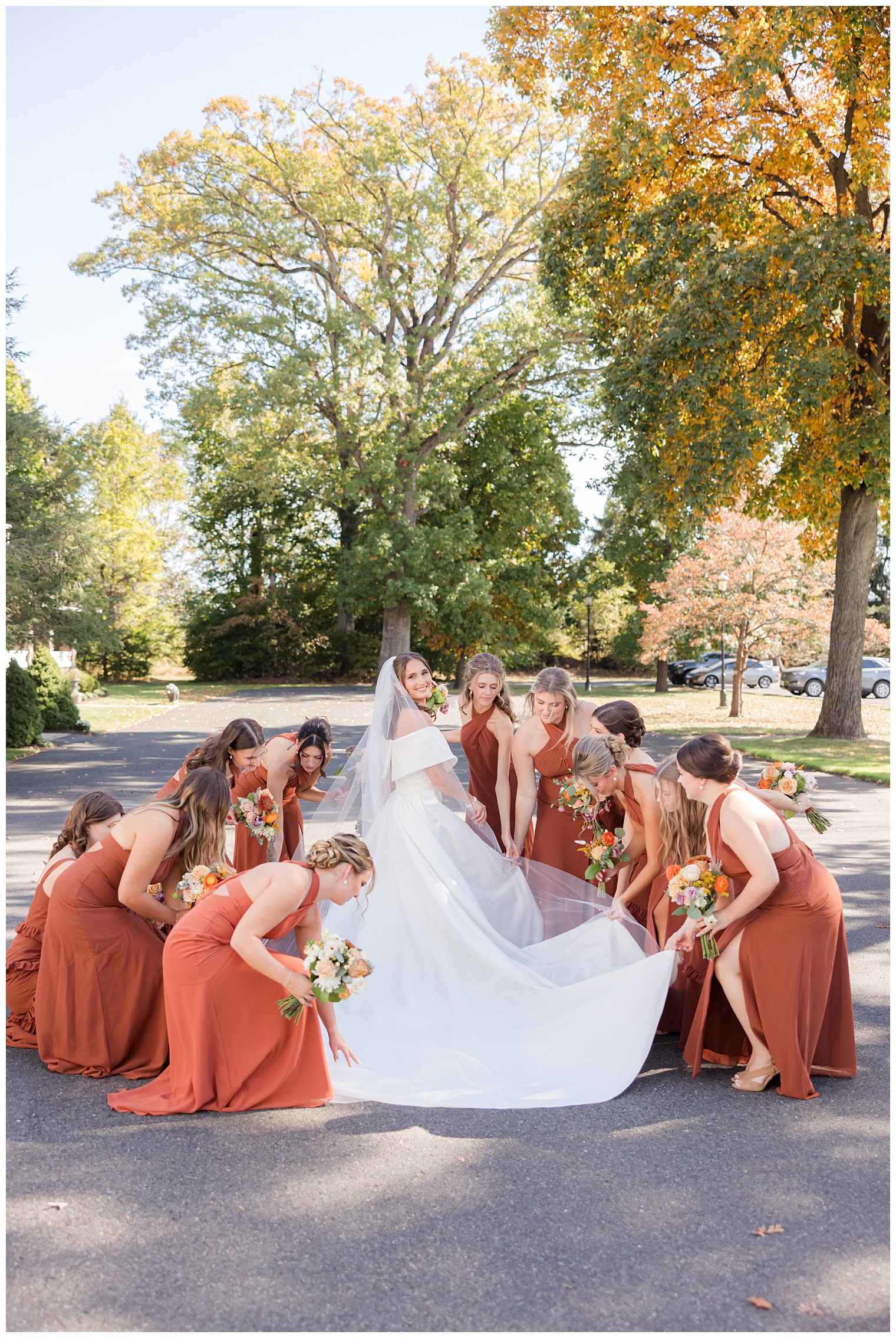 bride with her bridesmaids